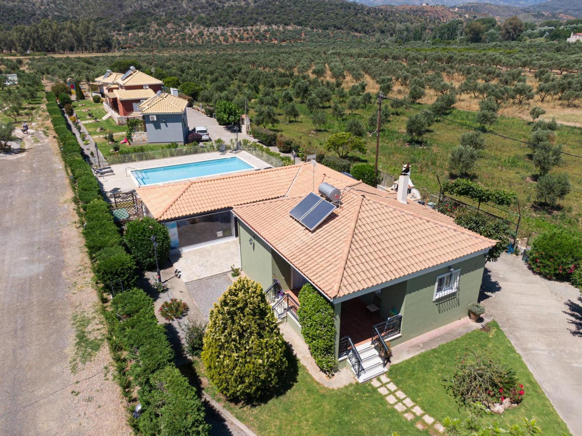 Spedion Villa - Near To Sea Villas With Heated Swimming Pool Gythio Exterior photo